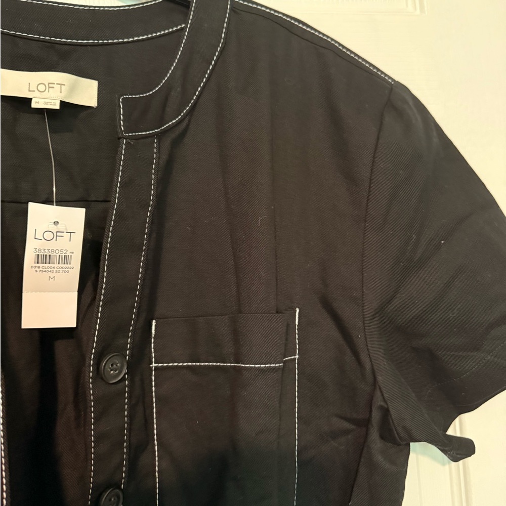 Brand NWT LOFT Black Short Sleeve Jumpsuit with contrast White Stitching - Picture 4 of 7